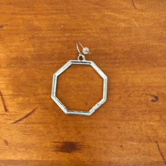 Marlyn Schiff Octagon Hoop Dangle Earrings Silver Tone Minimalist Geometric NIP - Picture 3 of 7